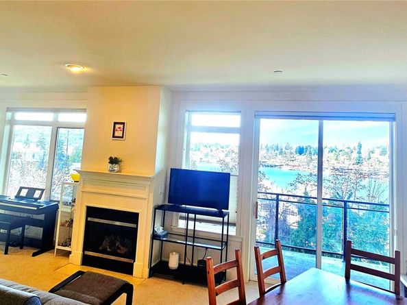 3217 Eastlake Avenue E 303, Seattle WA 98102