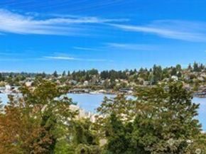 3217 Eastlake Avenue E 303, Seattle WA 98102