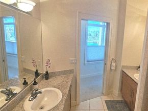 3217 Eastlake Avenue E 303, Seattle WA 98102