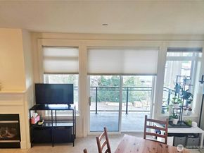 3217 Eastlake Avenue E 303, Seattle WA 98102