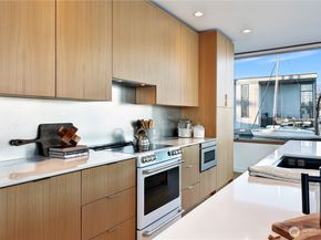 3012 Fuhrman Avenue E C, Seattle WA 98102