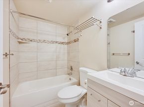 14600 NE 32ND Street I16, Bellevue WA 98007