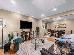 16828 NE 18th Street, Bellevue WA 98008