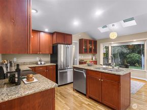 16828 NE 18th Street, Bellevue WA 98008