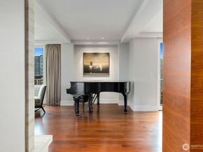 1300 University Street 11A, Seattle WA 98101