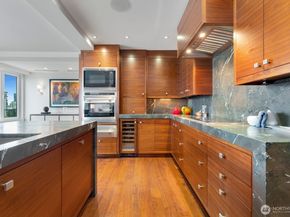 1300 University Street 11A, Seattle WA 98101