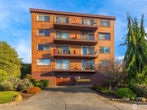 2619 Rucker Avenue 5, Everett WA 98201