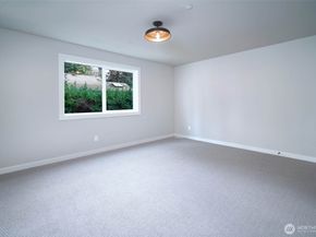 8722 128th Avenue NE, Kirkland WA 98033