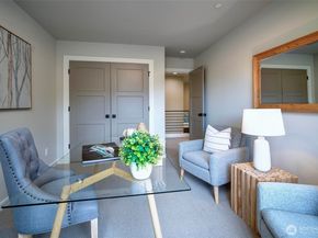 8722 128th Avenue NE, Kirkland WA 98033