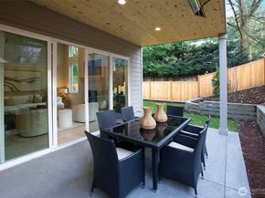 8722 128th Avenue NE, Kirkland WA 98033