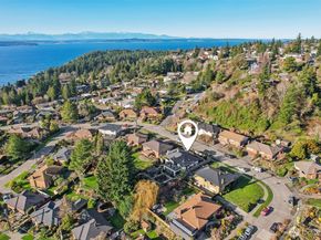 4015 SW Donovan Street, Seattle WA 98136