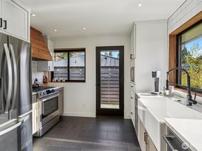 4015 SW Donovan Street, Seattle WA 98136