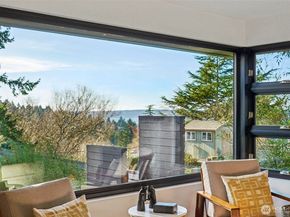 4015 SW Donovan Street, Seattle WA 98136