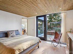 4015 SW Donovan Street, Seattle WA 98136