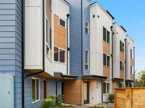 7428 2nd Avenue NE, Seattle WA 98115