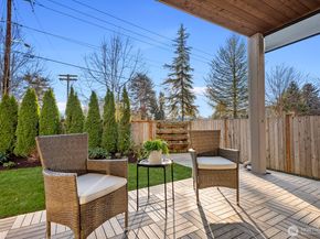 4526 327th Place NE, Carnation WA 98014