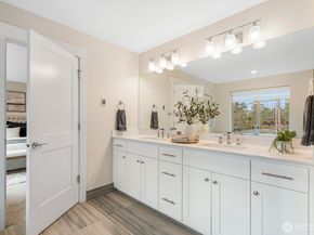 4526 327th Place NE, Carnation WA 98014