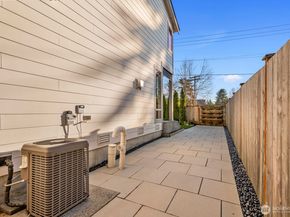 4526 327th Place NE, Carnation WA 98014