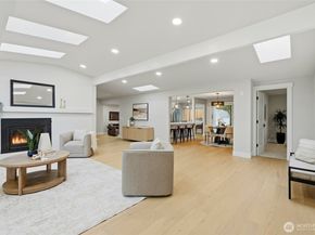 11024 SE 27th Place, Bellevue WA 98004