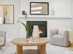 11024 SE 27th Place, Bellevue WA 98004