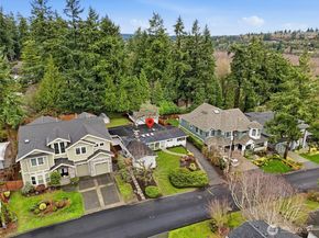 11024 SE 27th Place, Bellevue WA 98004