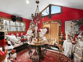 25629 NE Redmond Fall City Road, Redmond WA 98053