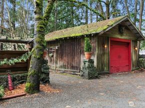 25629 NE Redmond Fall City Road, Redmond WA 98053