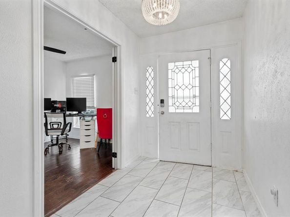 1426  Northridge Drive , Carrollton Texas 75006