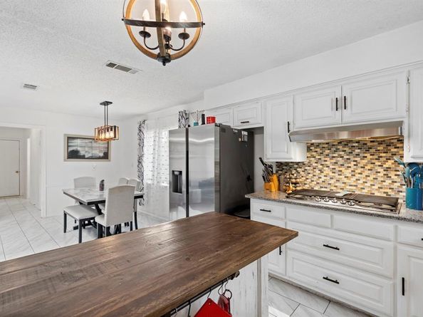 1426  Northridge Drive , Carrollton Texas 75006