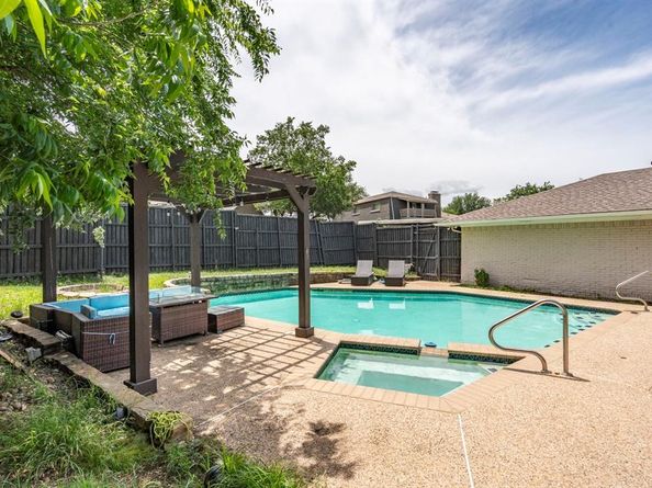 1426  Northridge Drive , Carrollton Texas 75006