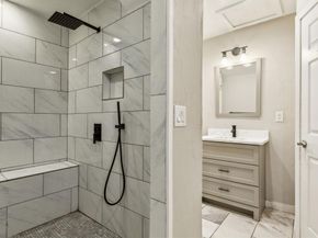 15914  Club Crest Drive  2112, Dallas Texas 75248