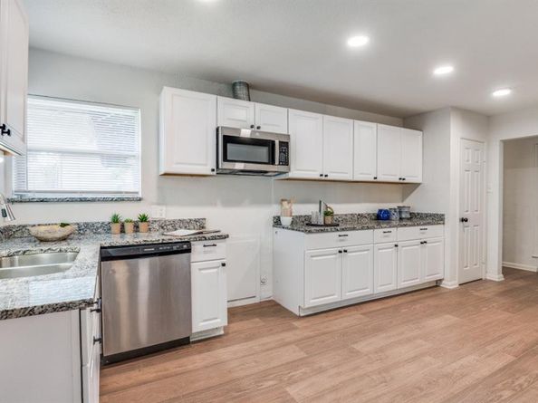 1635  Watervaliet Drive , Dallas Texas 75224