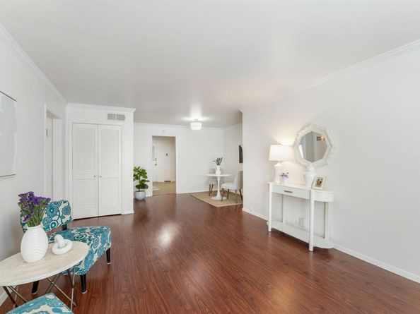 7908  Royal Lane  122 B, Dallas Texas 75230