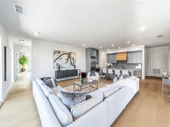 3601  Routh Street  PH 4A, Dallas Texas 75219