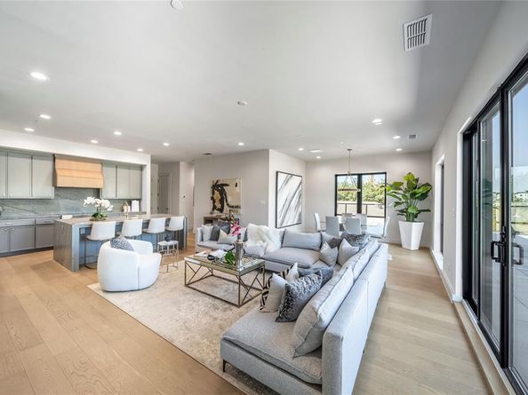 3601  Routh Street  PH 4A, Dallas Texas 75219