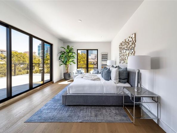 3601  Routh Street  PH 4A, Dallas Texas 75219