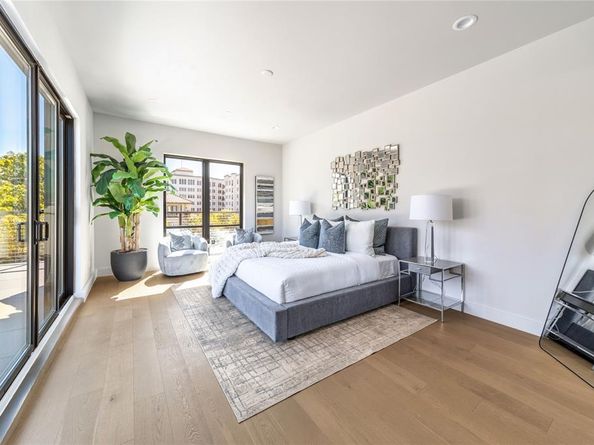 3601  Routh Street  PH 4A, Dallas Texas 75219