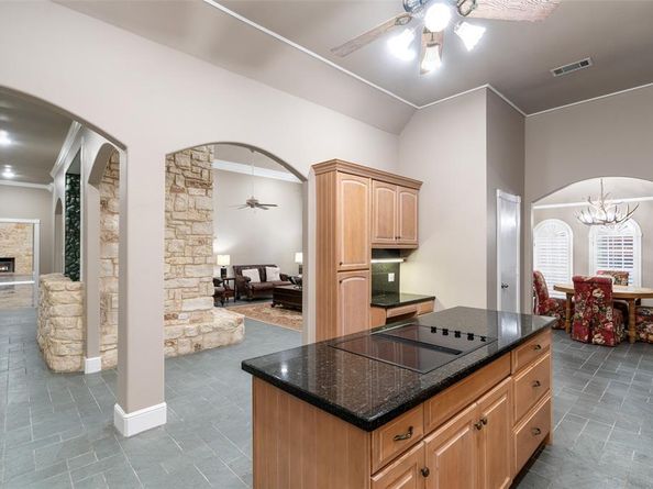 1201  Tralee Lane , Garland Texas 75044