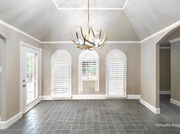 1201  Tralee Lane , Garland Texas 75044