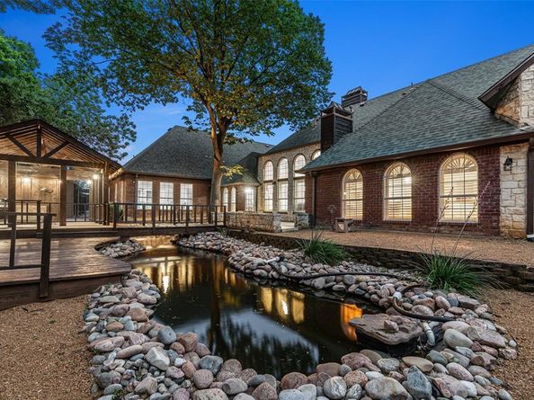 1201  Tralee Lane , Garland Texas 75044