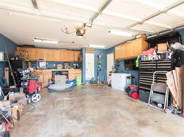 1654  Clarendon Drive , Lewisville Texas 75067