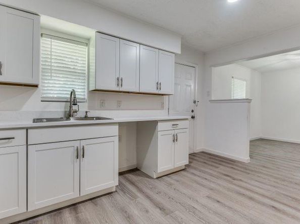 944  Old Orchard Road , Garland Texas 75041