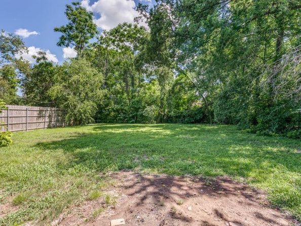944  Old Orchard Road , Garland Texas 75041