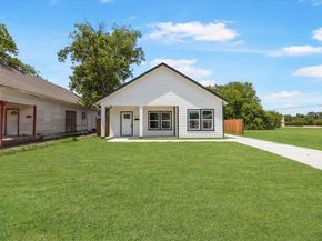 1615 E Hattie Street , Fort Worth Texas 76104