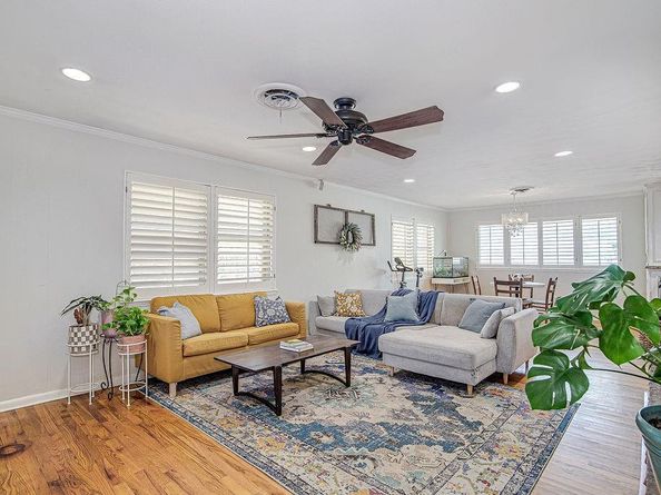 1820  Ridgmar Boulevard , Fort Worth Texas 76116