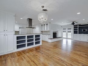 1820  Ridgmar Boulevard , Fort Worth Texas 76116