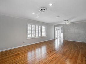 1820  Ridgmar Boulevard , Fort Worth Texas 76116