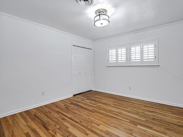 1820  Ridgmar Boulevard , Fort Worth Texas 76116