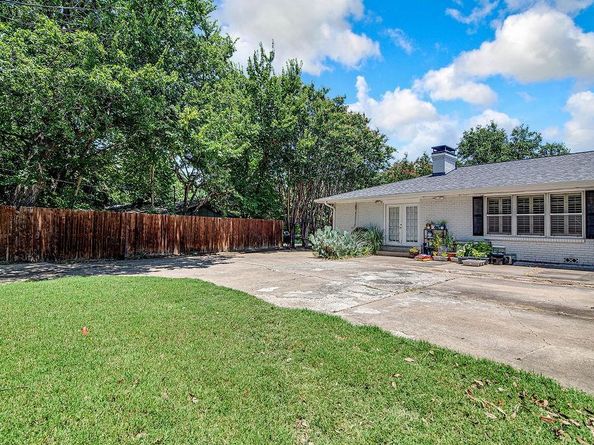 1820  Ridgmar Boulevard , Fort Worth Texas 76116