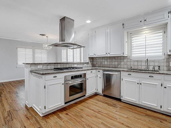 1820  Ridgmar Boulevard , Fort Worth Texas 76116